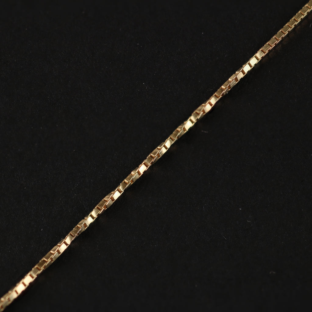 Twisted Box Chain – 0.75mm Gold-Plated Sterling Silver (40cm)