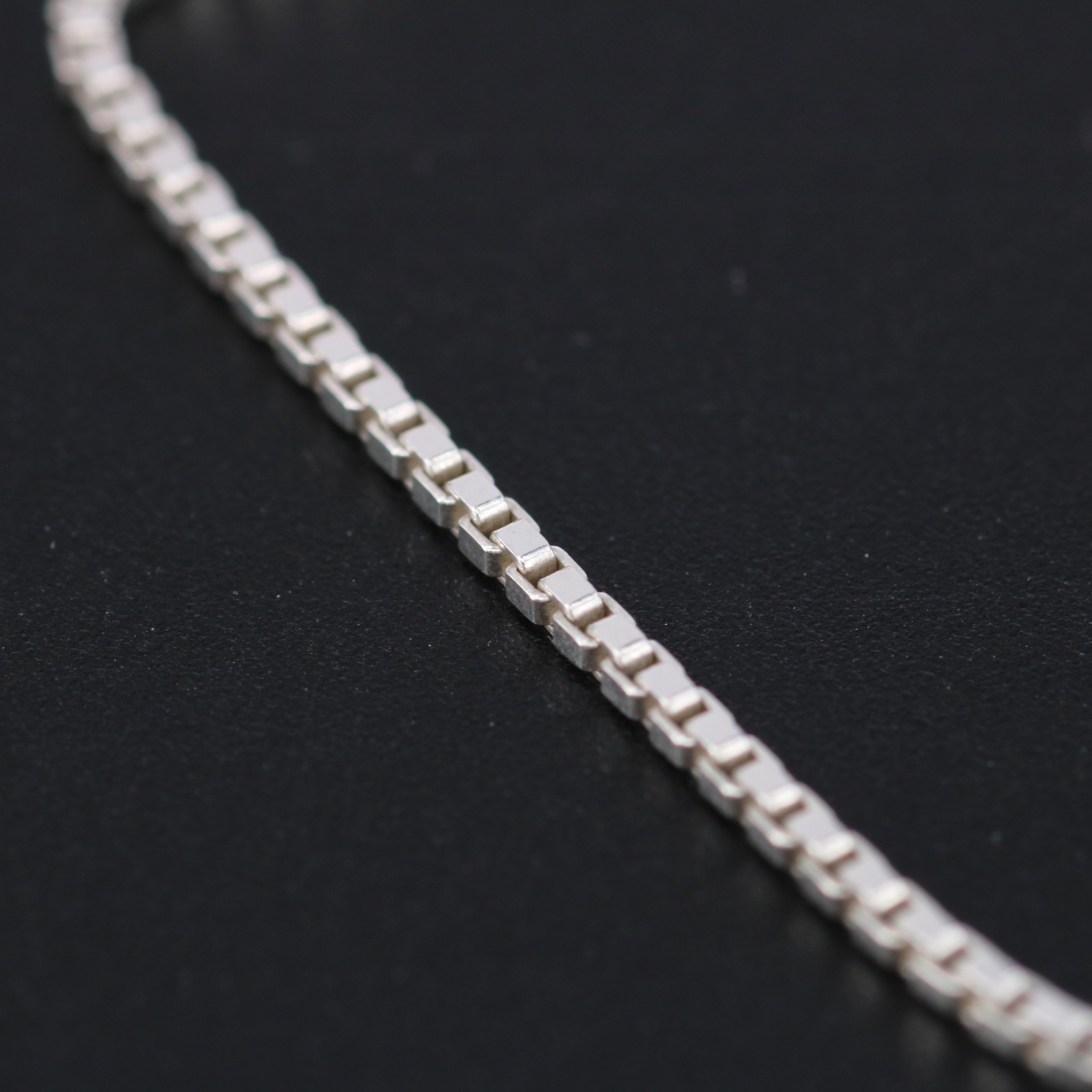 Solid Sterling Silver Box Chain Necklace – Sleek Minimalist Chain for Men & Women