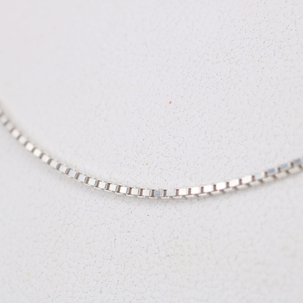 Solid Sterling Silver Box Chain Necklace – Sleek Minimalist Chain for Men & Women